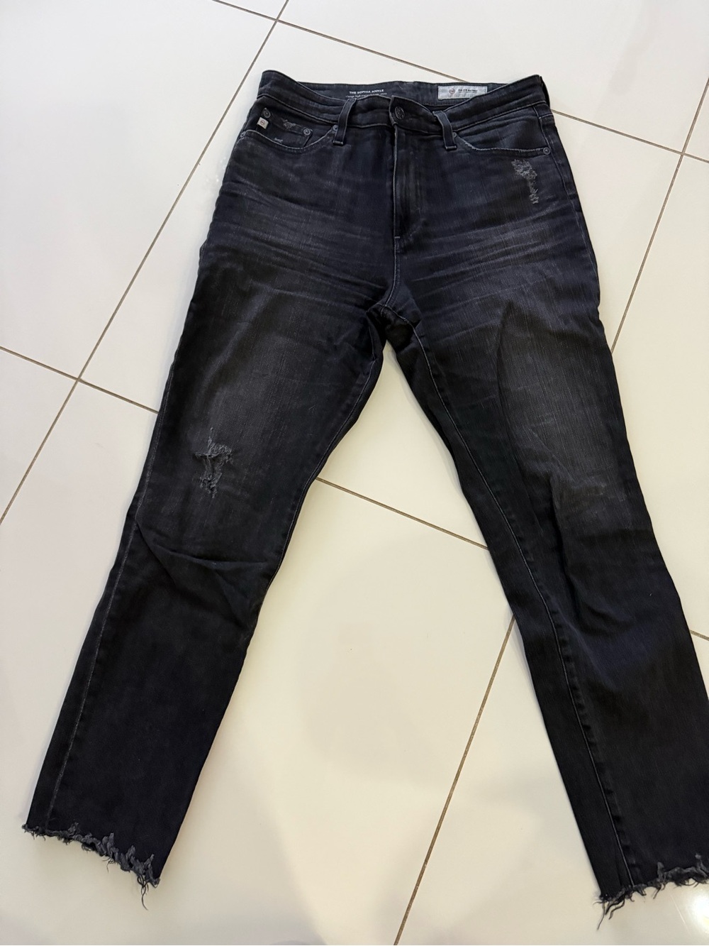 Ag Adriano Goldschmied Black skinny Jeans with Distressed Hem - size 30